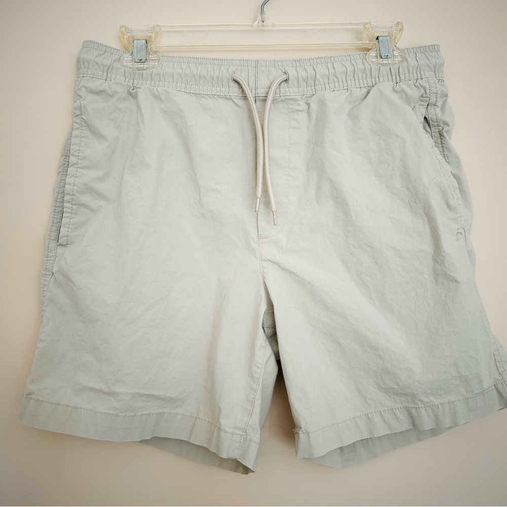 🔹H&M Men's Tan Khaki Cream Color Athletic Shorts